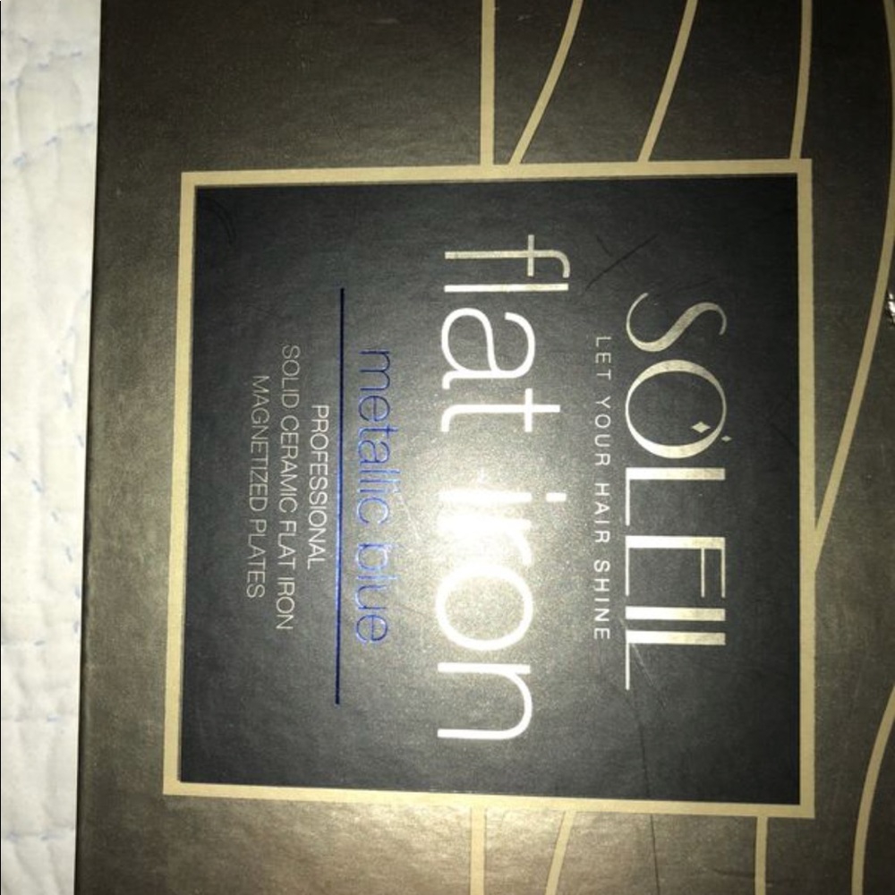 Soleil Flat Iron
